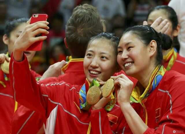奥运会上中国首枚金牌_亚特兰大奥运会中国获得多少金牌_奥运金牌榜排名预计