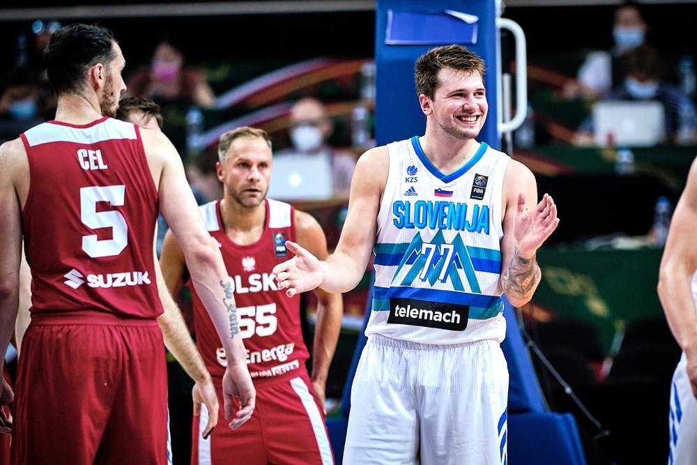 世界篮球排名全十名_波兰篮球世界排名_nba世界篮球国家队排名