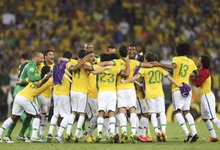 南美洲最强的足球队_南美洲足球国家队排名_南美洲足球俱乐部排名